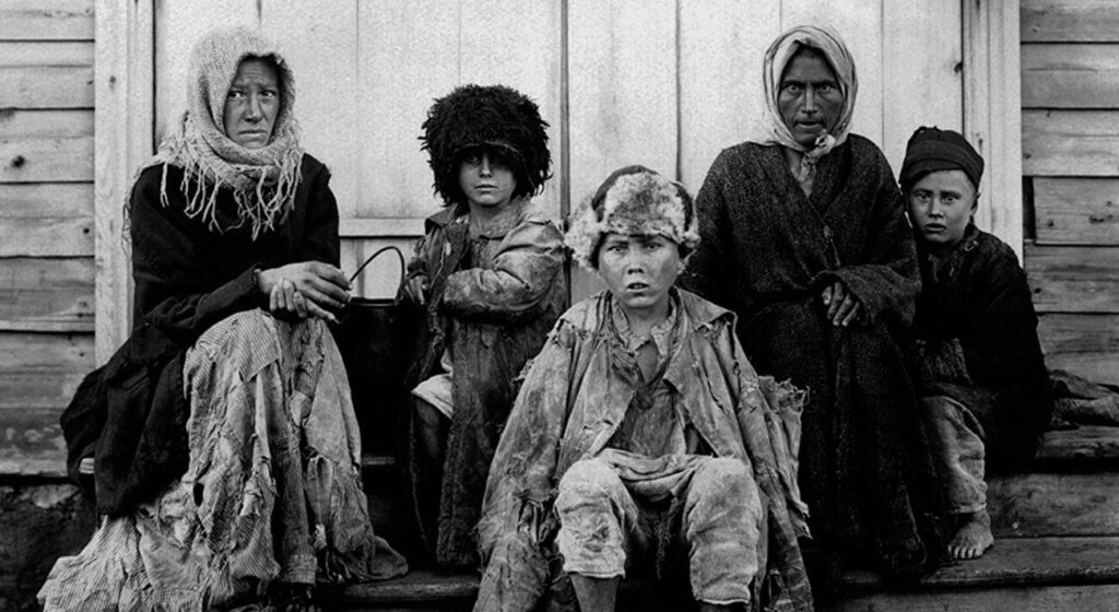 Koljós: Colectivización de la agricultura sovietica.